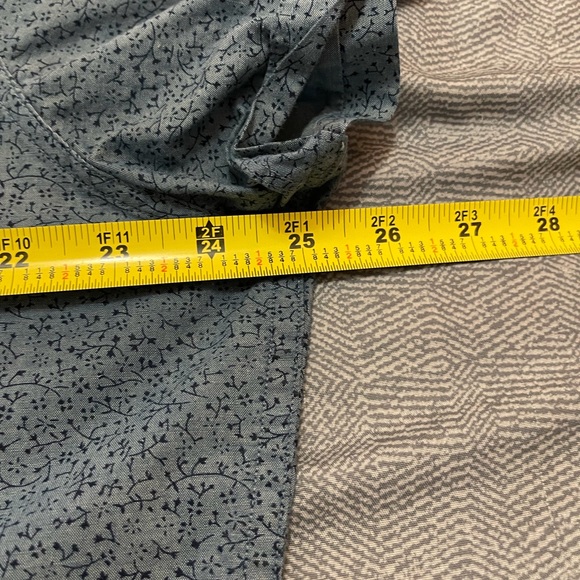 Marc Anthony Short Sleeve Shirt - Picture 3 of 4